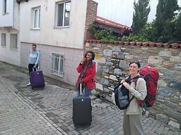 Anz Guesthouse Pansiyon