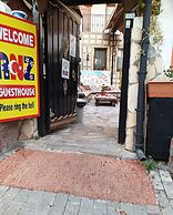 Anz Guesthouse Pansiyon