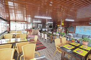 Anz Guesthouse Pansiyon