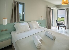 Callisto Seaside Homes & Suites