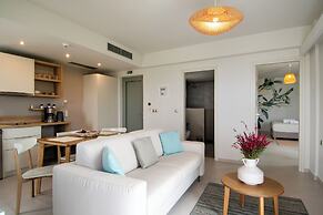 Callisto Seaside Homes & Suites