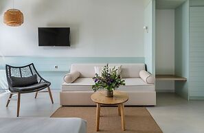 Callisto Seaside Homes & Suites