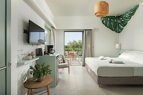 Callisto Seaside Homes & Suites