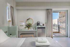 Callisto Seaside Homes & Suites