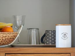 Callisto Seaside Homes & Suites