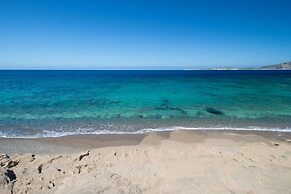 Callisto Seaside Homes & Suites