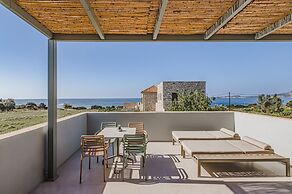 Callisto Seaside Homes & Suites