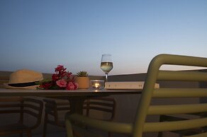 Callisto Seaside Homes & Suites