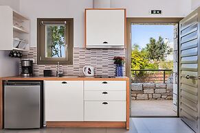 Callisto Seaside Homes & Suites