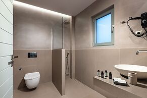 Callisto Seaside Homes & Suites