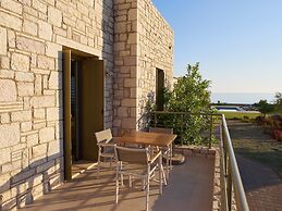 Callisto Seaside Homes & Suites