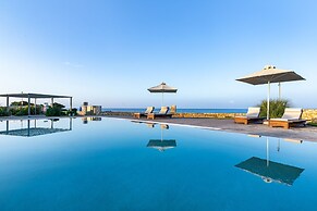 Callisto Seaside Homes & Suites