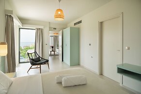 Callisto Seaside Homes & Suites