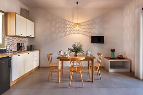 Callisto Seaside Homes & Suites