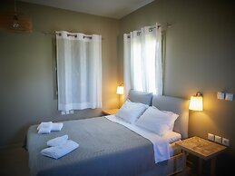 Callisto Seaside Homes & Suites