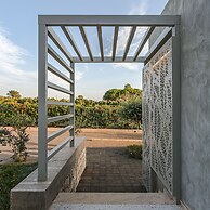 Callisto Seaside Homes & Suites