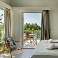 Callisto Seaside Homes & Suites