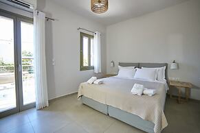 Callisto Seaside Homes & Suites