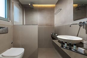 Callisto Seaside Homes & Suites