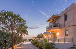 Callisto Seaside Homes & Suites