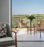 Callisto Seaside Homes & Suites