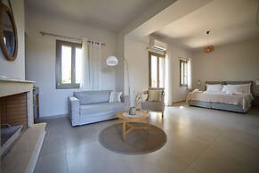 Callisto Seaside Homes & Suites