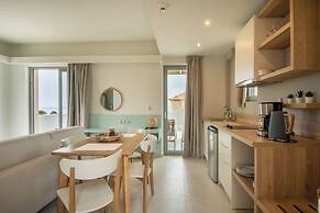 Callisto Seaside Homes & Suites