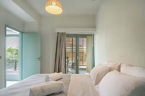 Callisto Seaside Homes & Suites