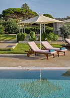 Callisto Seaside Homes & Suites