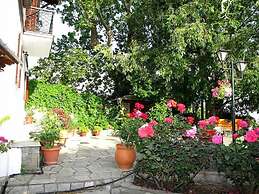 Archontiko Stafylopati