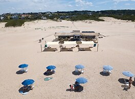 Anastasio Hotel & Beach Club