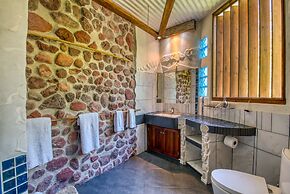 Omega Tours Adventure Company & Eco Jungle Lodge