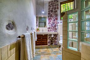 Omega Tours Adventure Company & Eco Jungle Lodge