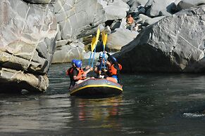 Omega Tours Adventure Company & Eco Jungle Lodge