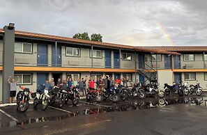 Copper Manor Motel