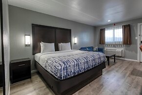 Copper Manor Motel