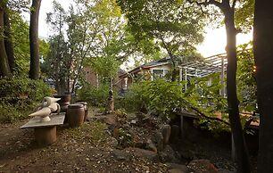 Jiwoljang Guest House