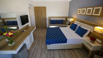 Fortezza Beach Resort