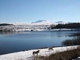 Bronfelin & Troed-y-rhiw Holiday Cottages