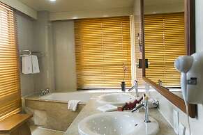 Lagos Oriental Hotel