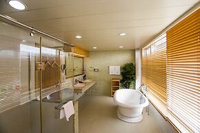 Lagos Oriental Hotel