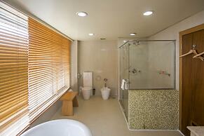 Lagos Oriental Hotel