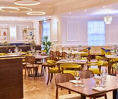 Shaw Hill Golf Resort & Spa Hotel