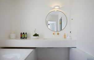 Kamini Santorini Luxury Villas