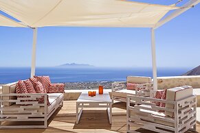 Kamini Santorini Luxury Villas