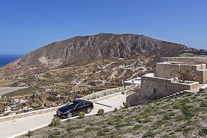 Kamini Santorini Luxury Villas