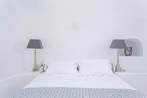 Kamini Santorini Luxury Villas