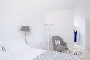 Kamini Santorini Luxury Villas