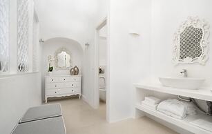 Kamini Santorini Luxury Villas