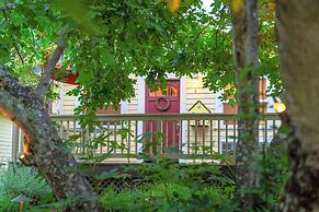 Aurora Park Cottages